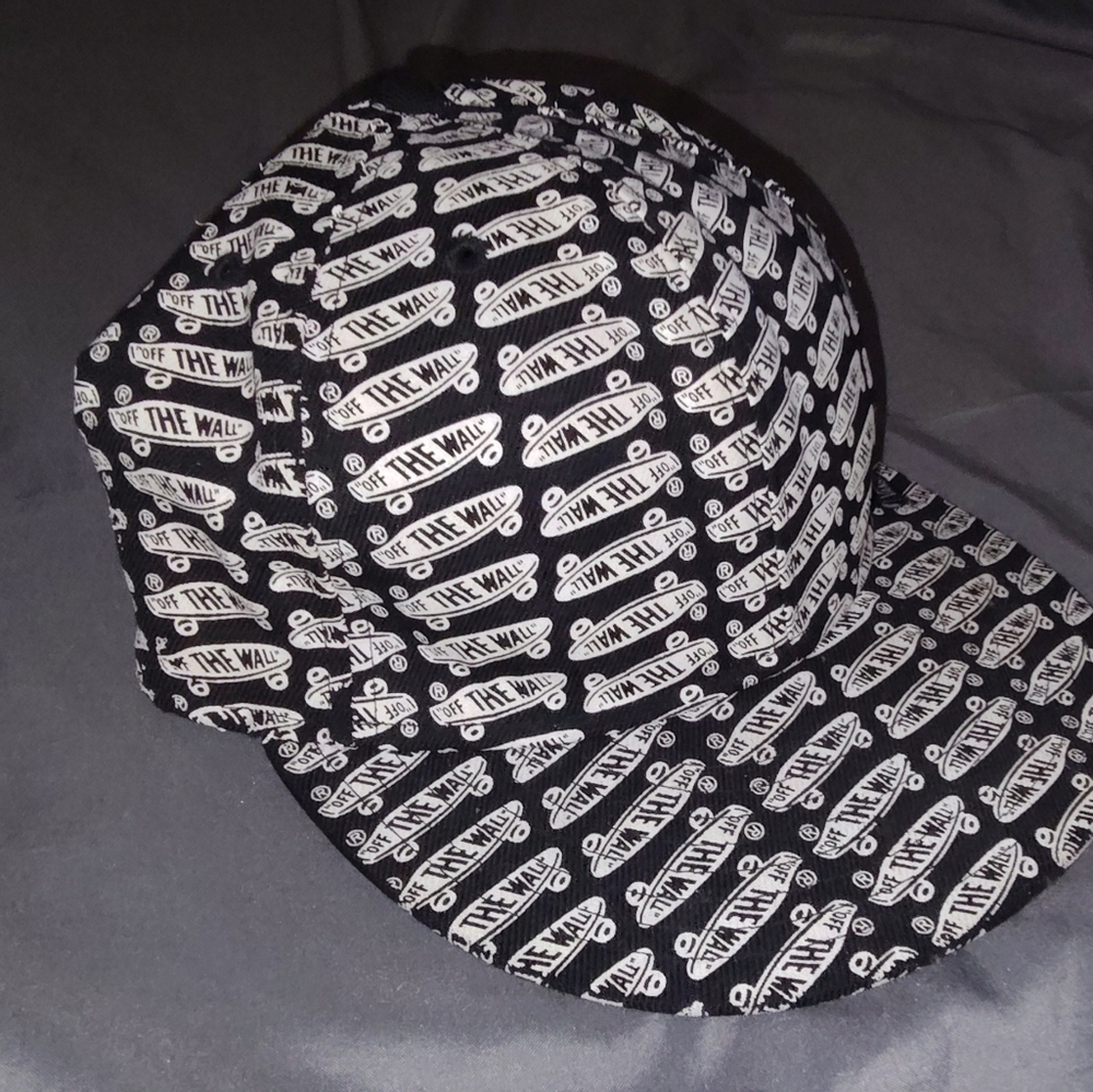 Vintage Vans logo flat bill hat size 7 1/2